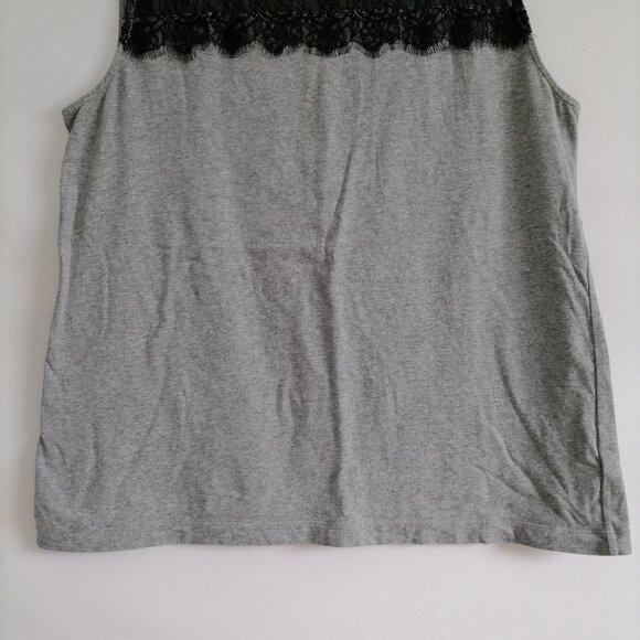 Cabi Style Number 3815 Womens Gray Lace Detailing Y2K Preppy Tank Top Size Large - Picture 3 of 7